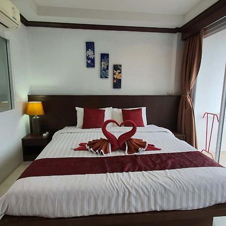 מלון Patong 水果天堂旅馆 מראה חיצוני תמונה